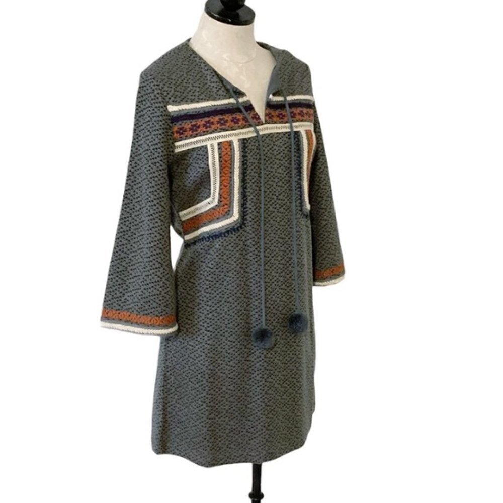 ESLEY Embroidered Knit Sweater Dress Medium Floral Boho Cottagecore